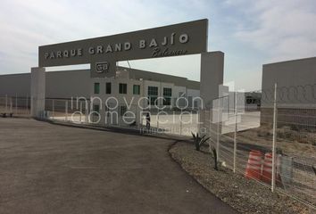 Lote de Terreno en  Carretera Celaya-querétaro, Apaseo El Alto, Guanajuato, Mex