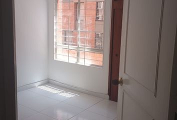 Apartamento en  Avenida Carrera 7 102 51, Bogotá, Bogotá, D.c., Col