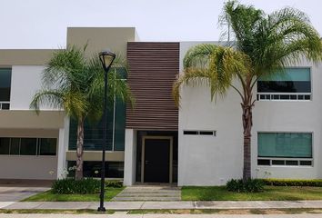 Casa en  Los Olivos, Zapopan, Zapopan, Jalisco