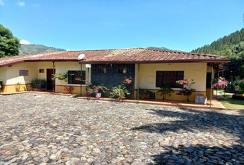 Villa-Quinta en  Bolívar, Antioquia