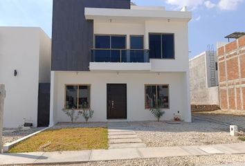 Casa en  Fraccionamiento Ítaca, Calzada Emiliano Zapata, Tierra Negra, Tuxtla Gutiérrez, Chiapas, México