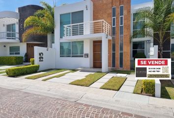 Casa en  Fraccionamiento Cumbres Del Lago, Municipio De Querétaro