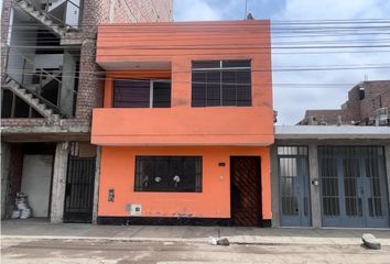 Casa en  Comas, Lima