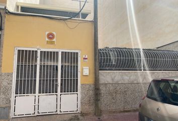 Chalet en  Distrito 2 - Urbanizaciones - Los Naúfragos, Torrevieja