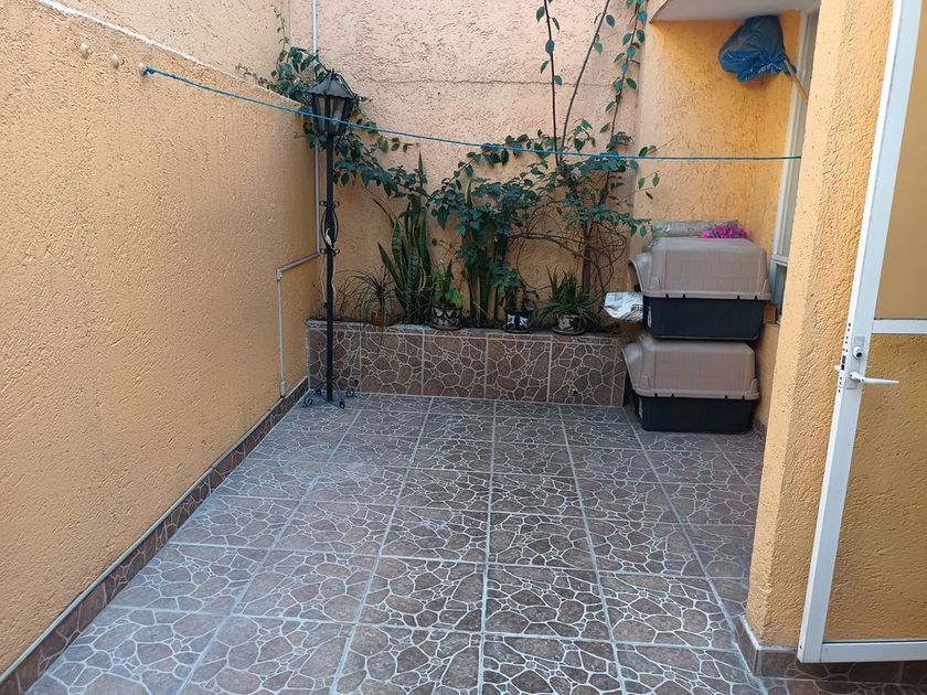 renta Casa en Lomas de San Juan Ixhuatepec, Tlalnepantla de Baz (p6mjpnD- renta)