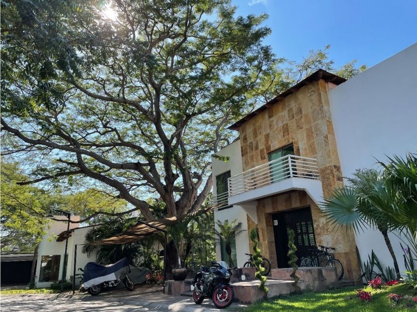 venta Casa en Residencial Esmeralda Norte, Municipio de Colima (4935086)-  