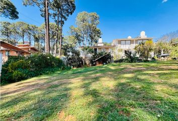 Lote de Terreno en  Avándaro, Valle De Bravo