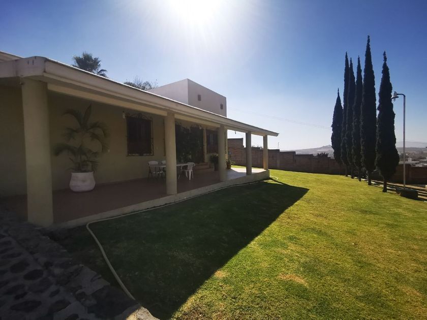 venta Casa en Tonalá Centro, Tonalá, Jalisco (EB-MO1375s)