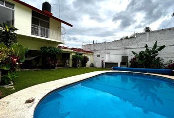 Casa en  Palmira Tinguindin, Cuernavaca, Morelos