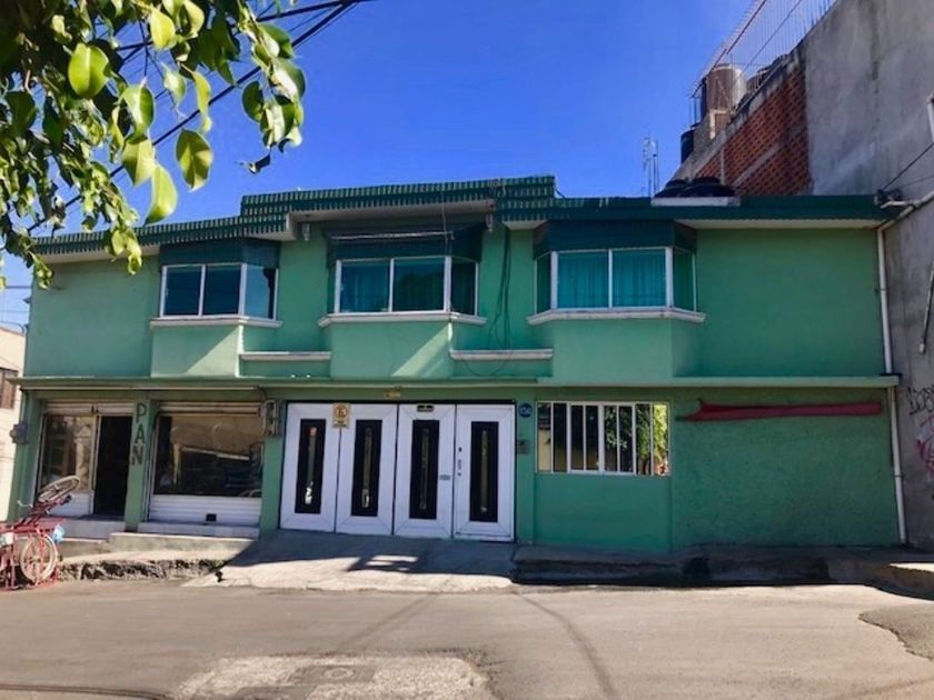 venta Casa en Chinampac de Juárez, Iztapalapa (EB-LG0728s)