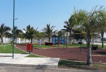 Casa en fraccionamiento en  Coatzacoalcos, Veracruz De Ignacio De La Llave, Mex