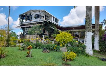 Villa-Quinta en  Las 60 Casas, Armenia