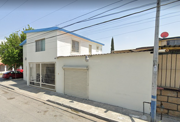 Casa en  Calle Carlos Orozco Romero 101-151, Valle Dorado, San Nicolás De Los Garza, Nuevo León, 66418, Mex