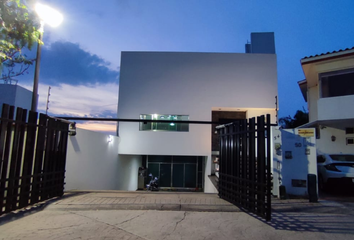 Casa en  Calle Senda Eterna 428, Fraccionamiento Milenio 3ra Sección, Querétaro, 76060, Mex