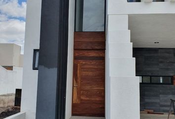 Casa en  Boulevard Universitario, Fraccionamiento Alta Rica, Querétaro, 76230, Mex