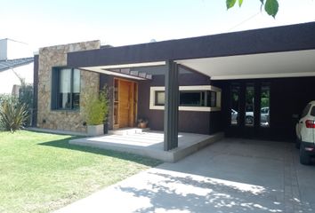 Casa en  Maipú, Mendoza