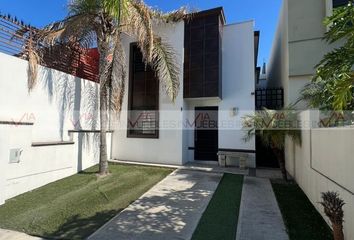 Casa en  Avenida Bosque De Las Lomas 124, Las Lomas Sector Bosque, Mitras Poniente, García, Nuevo León, 66024, Mex