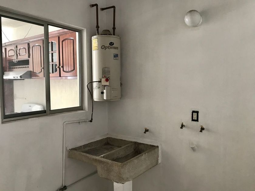 renta Casa en La Magdalena, Zapopan, Zapopan, Jalisco (398847--156)-  