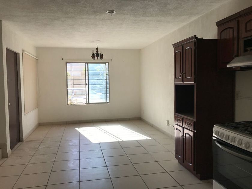 renta Casa en La Magdalena, Zapopan, Zapopan, Jalisco (398847--156)-  