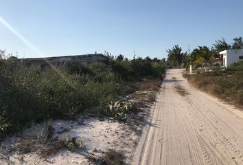 Lote de Terreno en  Calle 21 42, Progreso, Yucatán, 97330, Mex