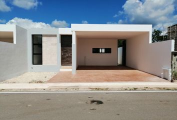 Casa en condominio en  Calle 12, Conkal, Yucatán, 97345, Mex