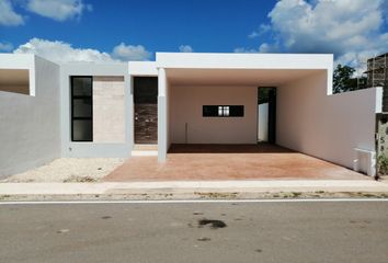 Casa en condominio en  Calle 12, Conkal, Yucatán, 97345, Mex