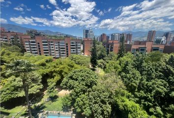 Apartamento en Calle 9 Sur, El Castillo, Comuna 14 - El Poblado, Perímetro Urbano Medellín, Medellín, Valle De Aburrá, Antioquia, Rap Del Agua Y La Montaña, 050022, Colombia