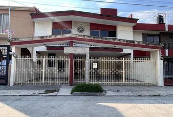 Casa en  Calle Capuchinas 3018, Minerva, Chapalita, Guadalajara, Jalisco, 44500, Mex