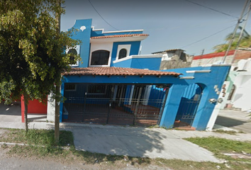 Casa en  Calle Francisco Palacios Jiménez 656, Burócratas Del Estado, Villa De Álvarez, Colima, 28989, Mex