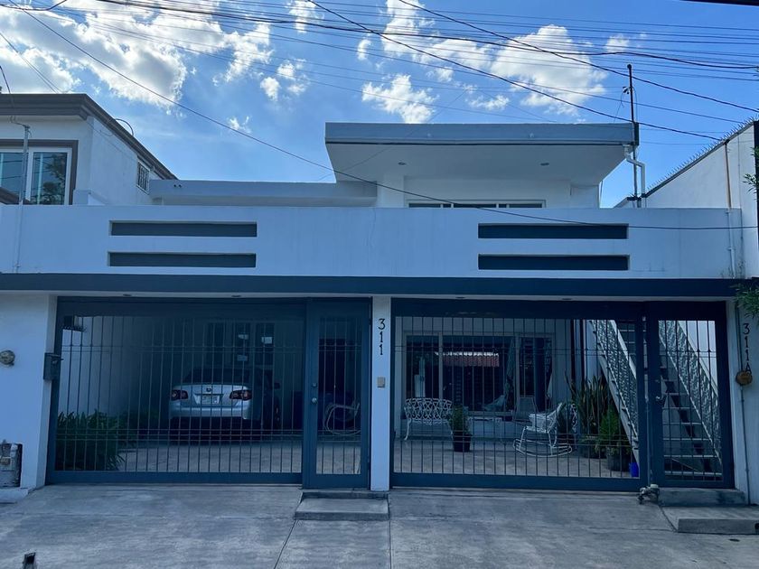 renta Casa en Mitras Centro, Monterrey (16-CR-2421)