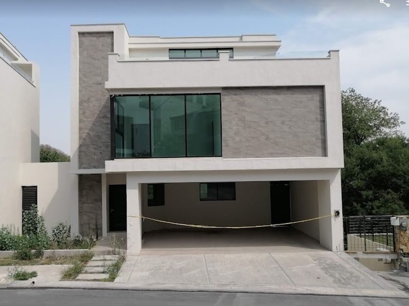 venta Casa en Mirasol, Guadalupe, Guadalupe, Nuevo León (01-CV-11440)-  