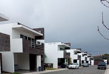Casa en condominio en  Cacalomacán, Toluca