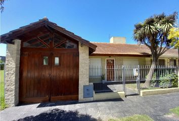 Casa en  Barrio Zacagnini, Mar Del Plata