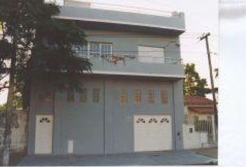 Casa en  Remedios De Escalada, Partido De Lanús