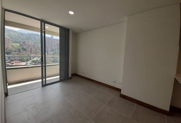 Apartamento en  Poblado, Medellín