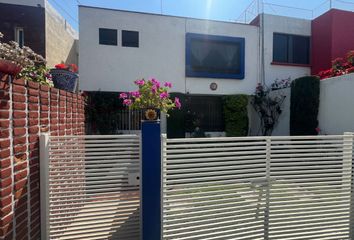 Casa en  Diez De Abril, Naucalpan De Juárez