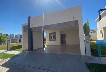 Casa en  Boulevard Antonio Rosales, Fraccionamiento Las Haciendas, Ahome, Sinaloa, 81277, Mex