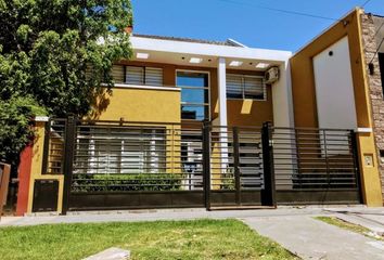 Casa en  Ituzaingó, Partido De Ituzaingó