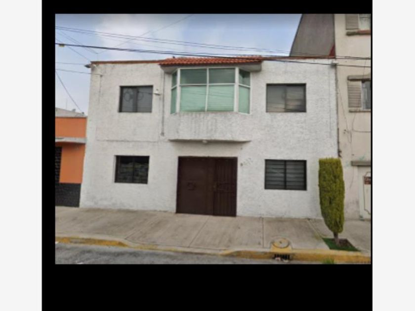 venta Casa en Héroes de Churubusco, Iztapalapa (MX20-JH7003)