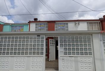 Casa en  Bravo Páez, Bogotá
