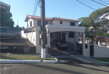 Casa en  Amelia De Icaza, San Miguelito