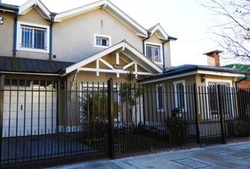 Casa en  Martín Coronado, Tres De Febrero