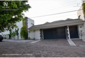 142 casas en venta en Balcones del Campestre, León, León 