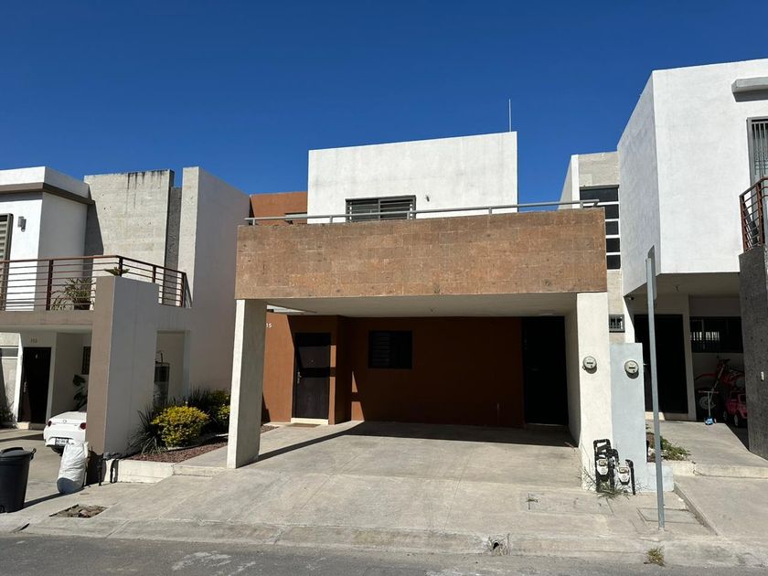 renta Casa en Residencial Las Lomas Sector Jardines, García, Nuevo León  (27-CR-4570)