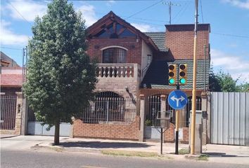 Casa en  Rivadavia, Mendoza