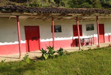 Villa-Quinta en  Cl. De La Salida #34-85, San Vicente, Antioquia, Colombia