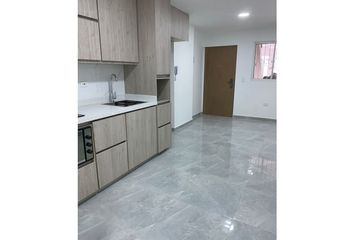 Apartamento en Calle 25, La Cabañita, Bello, Valle De Aburrá, Antioquia, Rap Del Agua Y La Montaña, 051053, Colombia
