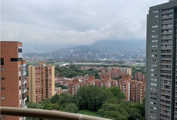 Apartamento en  Poblado, Medellín