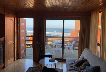 Casa en  Pichilemu, Cardenal Caro