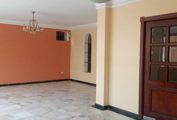 Casa en  Av. 9 De Octubre 1303, Guayaquil 090311, Ecuador